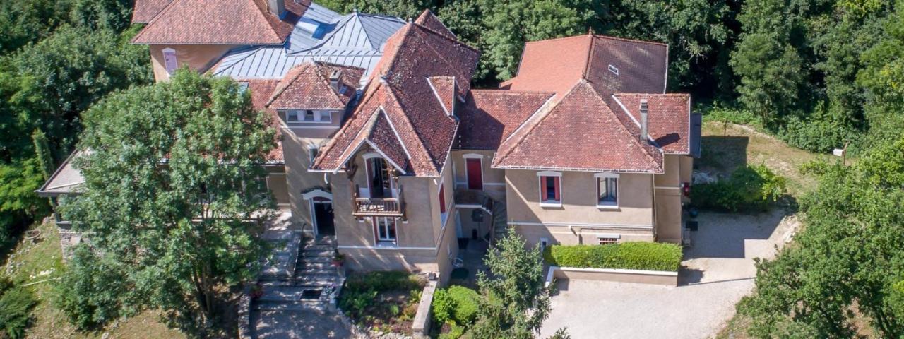 La Garenne De Morestel Exterior foto